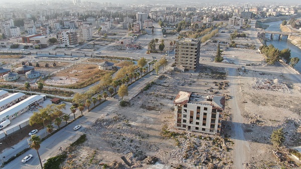 Foto - Enkazın kaldırılmasıyla tanınmaz hale geldi! Hatay havadan görüntülendi