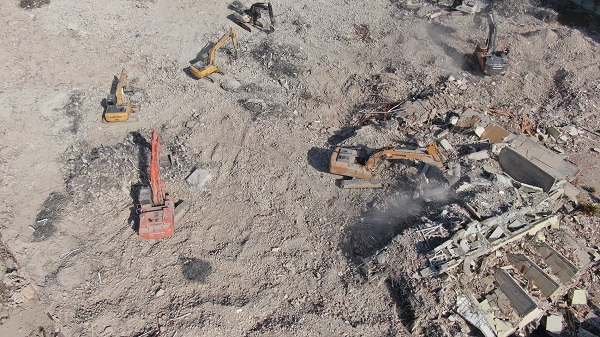 Foto - Enkazın kaldırılmasıyla tanınmaz hale geldi! Hatay havadan görüntülendi