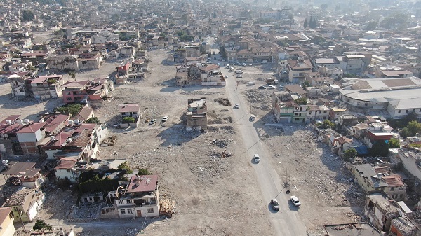 Foto - Enkazın kaldırılmasıyla tanınmaz hale geldi! Hatay havadan görüntülendi