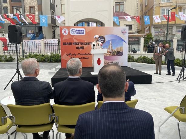 Foto - Erbaş: Türkiye'de 90 bin camimiz var dediğimizde Müslümanlar gururlanıyor