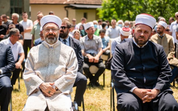 Foto - Erbaş'tan Karadağ'da önemli mesajlar: Hem Kur'an hem de hadisin müjdesine nail olmak için...