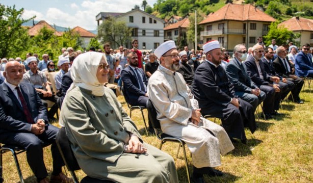 Foto - Erbaş'tan Karadağ'da önemli mesajlar: Hem Kur'an hem de hadisin müjdesine nail olmak için...