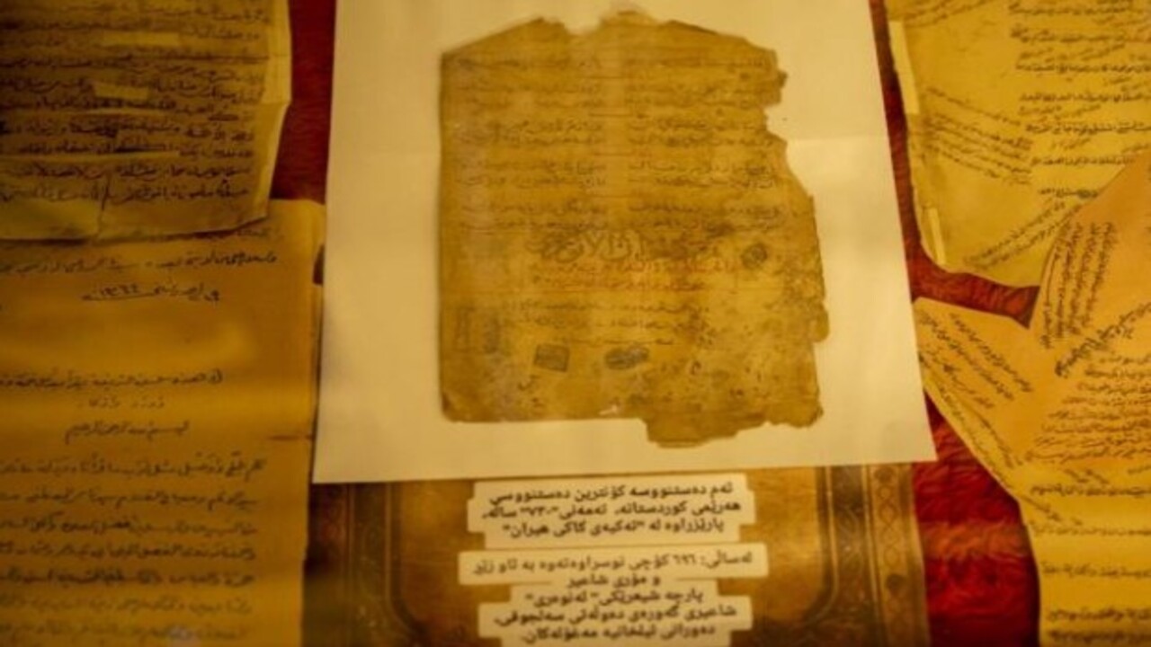 Erbil’deki tekkede muhafaza ediliyor! İşte 7 asırlık el yazması eserler