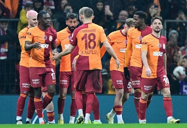 Foto - Erden Timur suları durulmuyor! Galatasaray'ın yıldızından şoke eden sözler