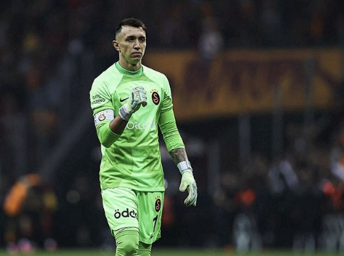 Foto - Erden Timur'dan flaş karar: Galatasaray şokta! Hataları nedeniyle verilmemişti... Rakipler daha iyisini yaptı