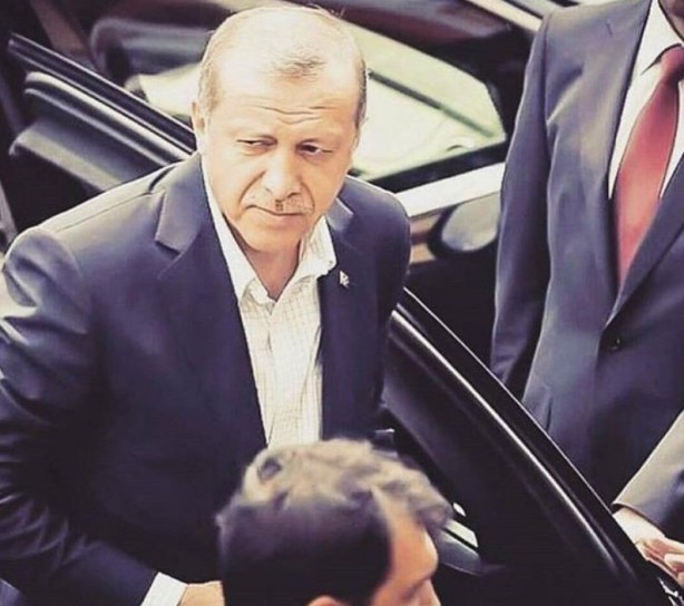 Foto - Erdoğan, "Ahmak, geri zekalı mısın" demişti! AK Partili başkan ağızları açık bıraktı