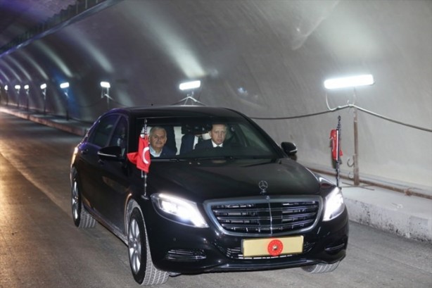 Foto - Erdoğan Avrasya Tüneli'nden geçti