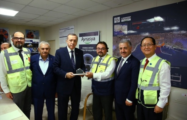 Foto - Erdoğan Avrasya Tüneli'nden geçti