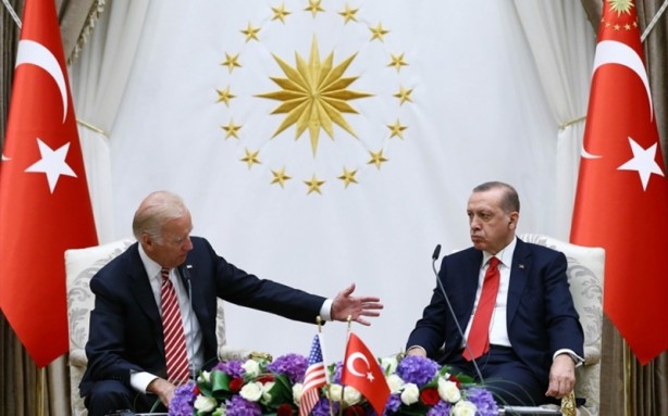 Erdoğan-Biden görüşmesindeki fotoğraflardaki detay