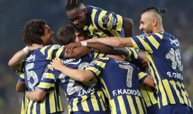 Foto - Erdoğan da Galatasaray da 5 puan fark attı! Muhalefetin umudu astrologlar da çuvalladı