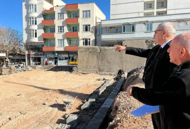 Erdoğan dediyse yapar! Depremin merkez üssü 1 yılda ayağa kalktı… Konutların teslimini Erdoğan yapacak