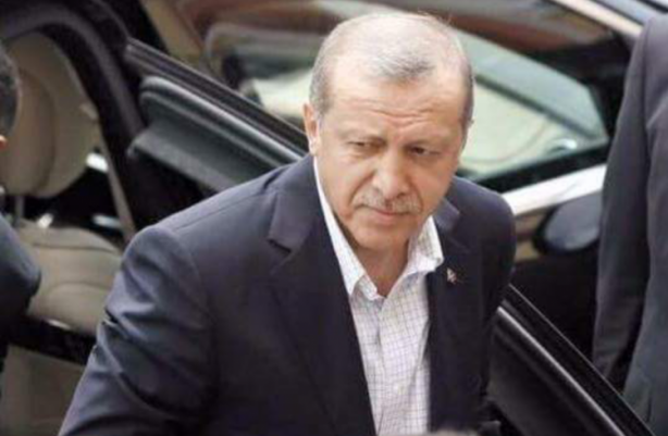 Erdoğan emekli olur mu? Bir dönem en yakınında olan isimden dikkat çeken yazı 