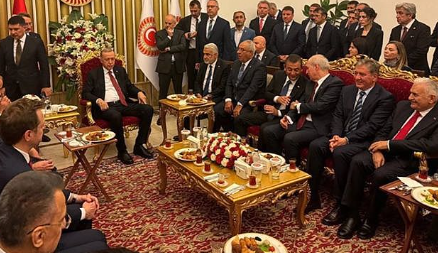 Foto - Erdoğan, Fatih Erbakan'ı çay sohbetine çağırmadı! Ahmet Hakan 'Bu yüzden' diyerek sebebini açıkladı