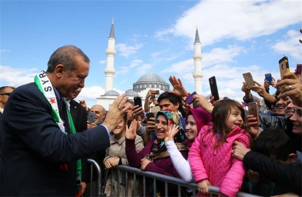 Foto - Erdoğan gözyaşlarını tutamadı