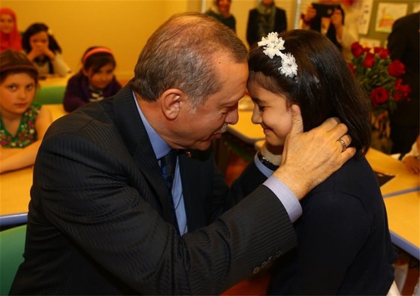 Foto - Erdoğan gözyaşlarını tutamadı