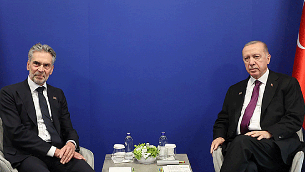 Erdoğan ile konuştuktan sonra dünyaya duyurdu! Türkiye bombası patladı