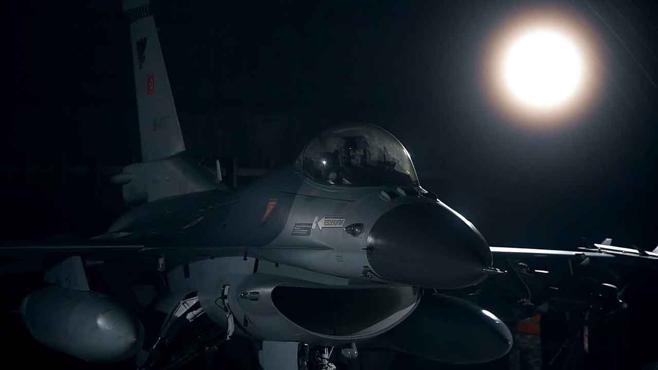 Erdoğan Karakuş'tan düşen F-16 ile ilgili kritik çıkış! 'O ihtimal zayıf' dedi, gizli ölüm tehlikesini açıkladı