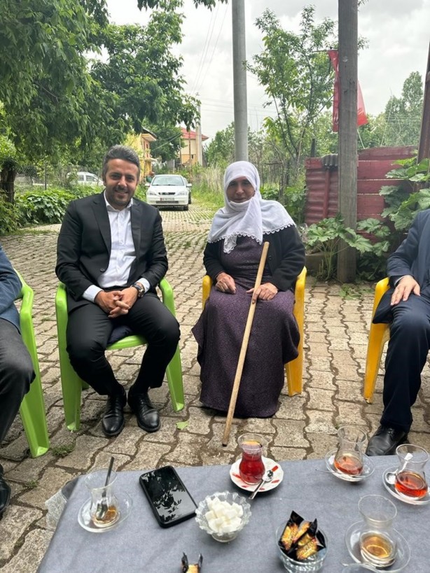 Foto - Erdoğan kazandı, 83 yaşındaki nine koç kestirdi