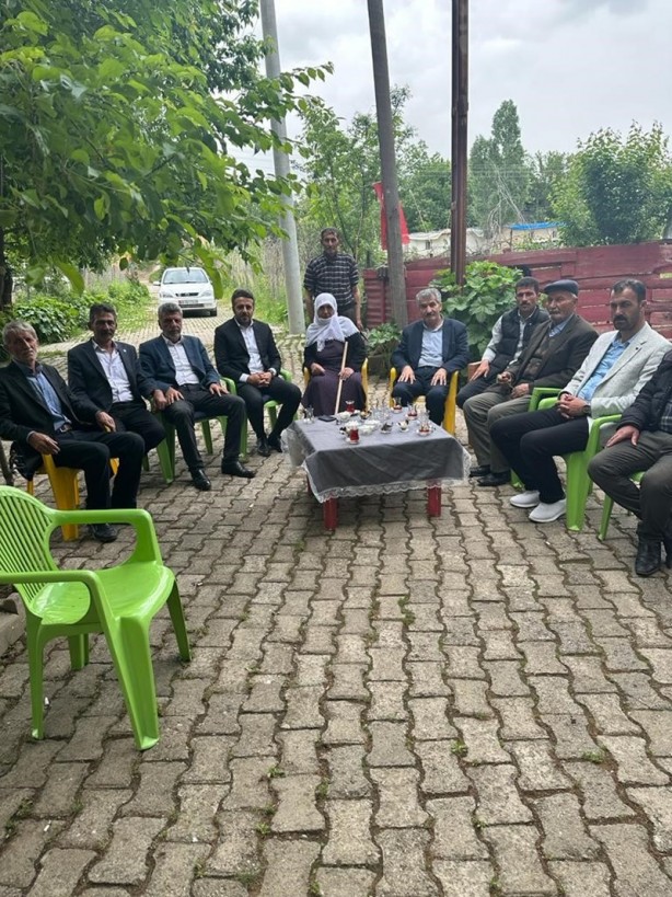 Foto - Erdoğan kazandı, 83 yaşındaki nine koç kestirdi