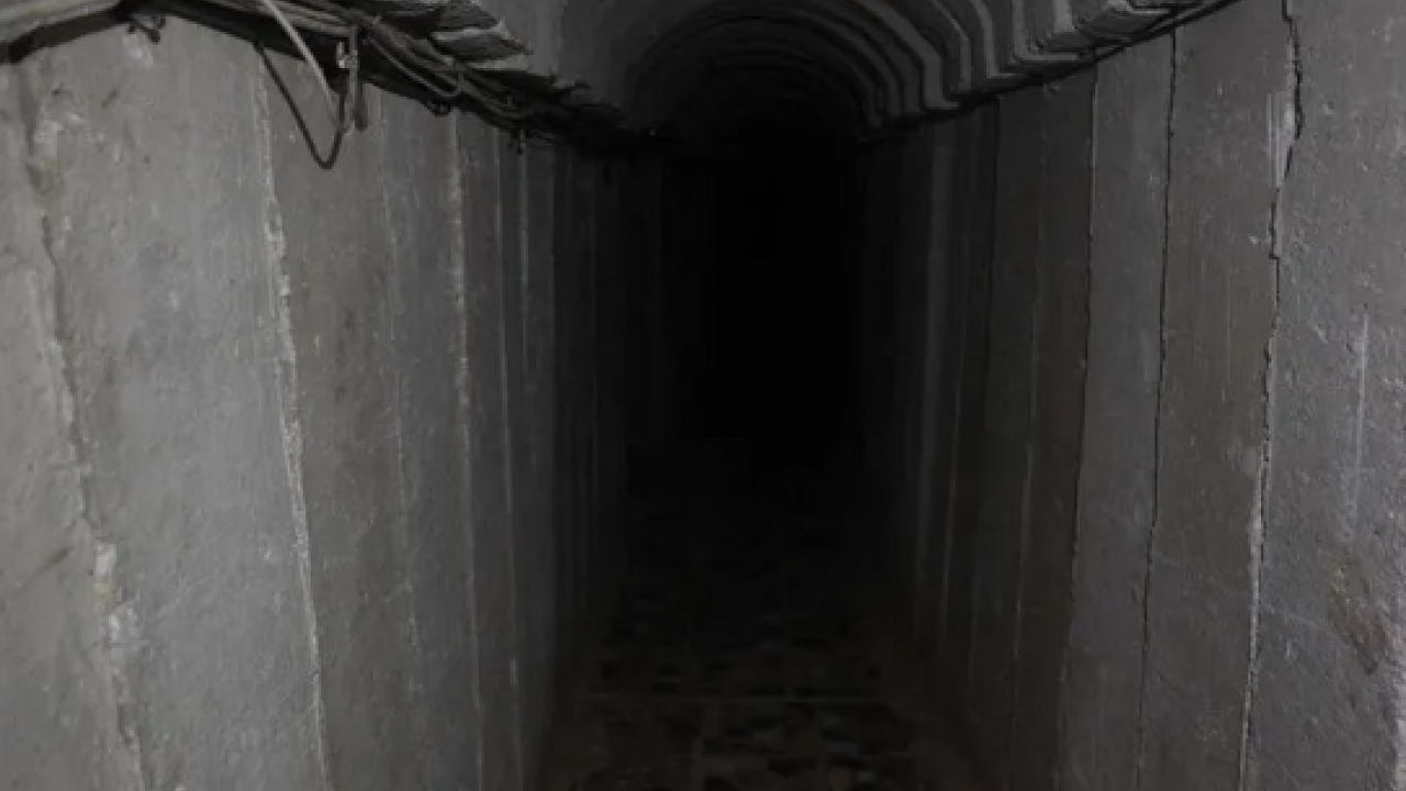 Foto - Erdoğan: ‘Kılıç kınından çıkarsa…’ demişti. YPG’yi operasyon korkusu sardı! Tünel kazmaya başladılar