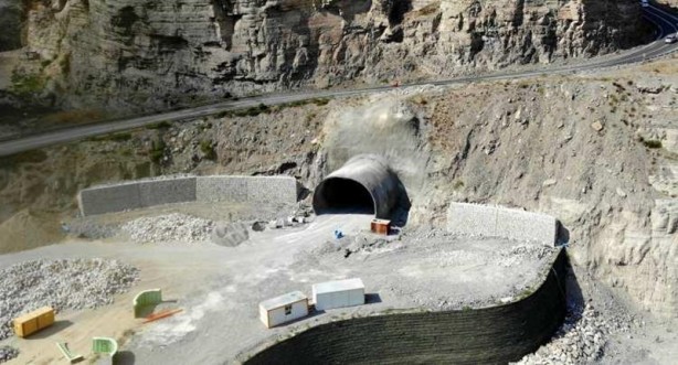 Foto - Erdoğan müjdeyi verdi! Pirinkayalar Tüneli’nde sona gelindi