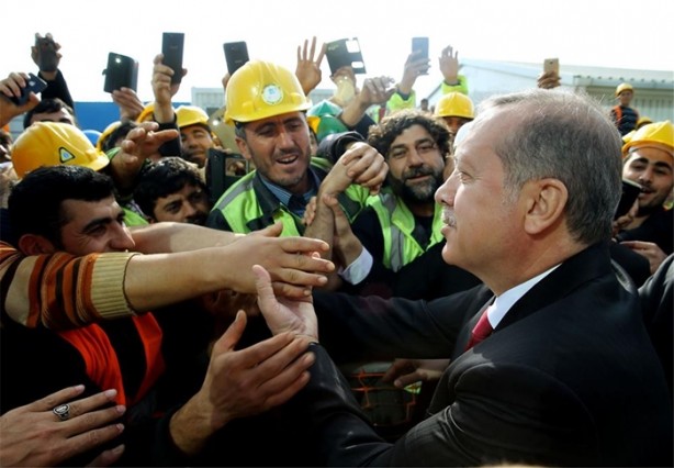 Foto - ​Erdoğan şantiyeye indi