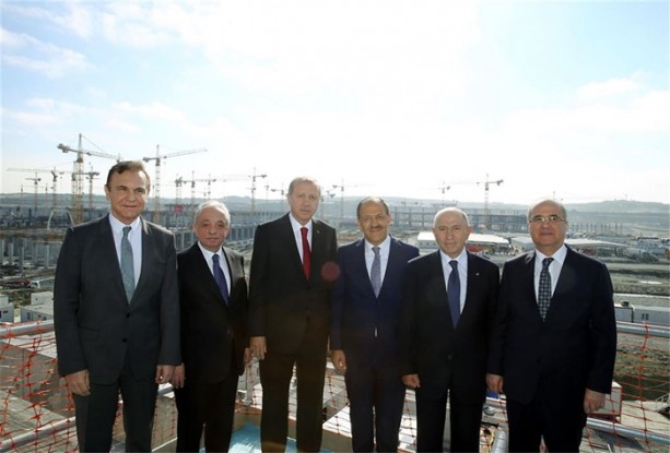 Foto - ​Erdoğan şantiyeye indi