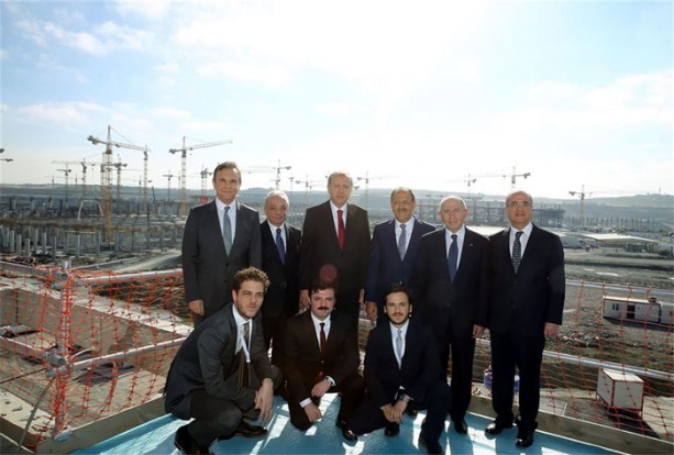 Foto - ​Erdoğan şantiyeye indi