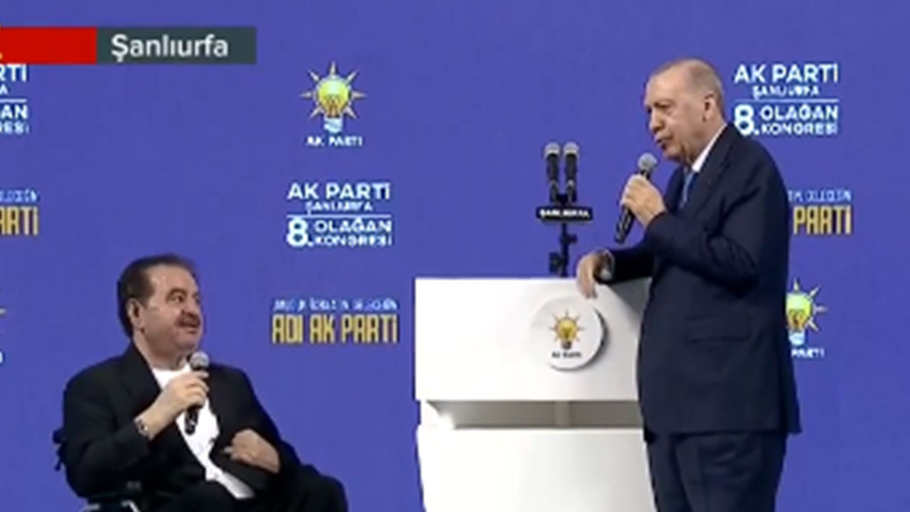 Foto - Erdoğan, Tatlıses'in "Önümüzdeki dönem cumhurbaşkanlığına var mısınız?" sorusuna cevap verdi