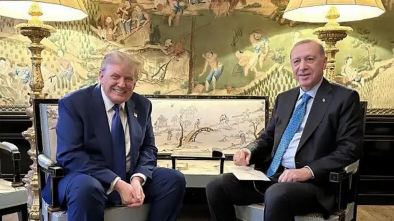 Foto - Erdoğan-Trump zirvesi, Yunanistan’ın uykularını kaçırıyor! Attıkları manşete bakın