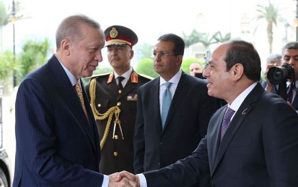 Foto - Erdoğan U dönüşü mü yaptı? Bu arkadaşların dertleri ne?