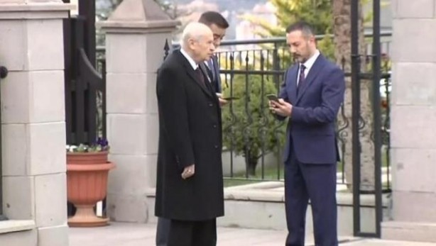 Foto - Erdoğan ve Bahçeli'nin buluştuğu zirveye damga vuran fotoğraf