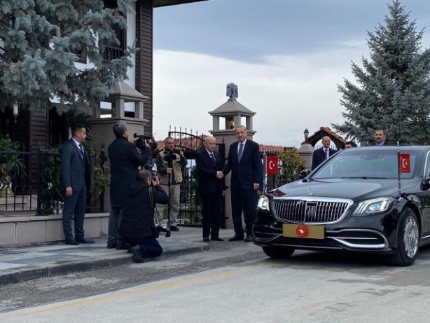 Foto - Erdoğan ve Bahçeli'nin buluştuğu zirveye damga vuran fotoğraf