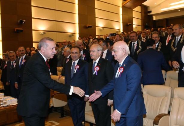 Foto - Erdoğan ve Kılıçdaroğlu AYM töreninde tokalaştı