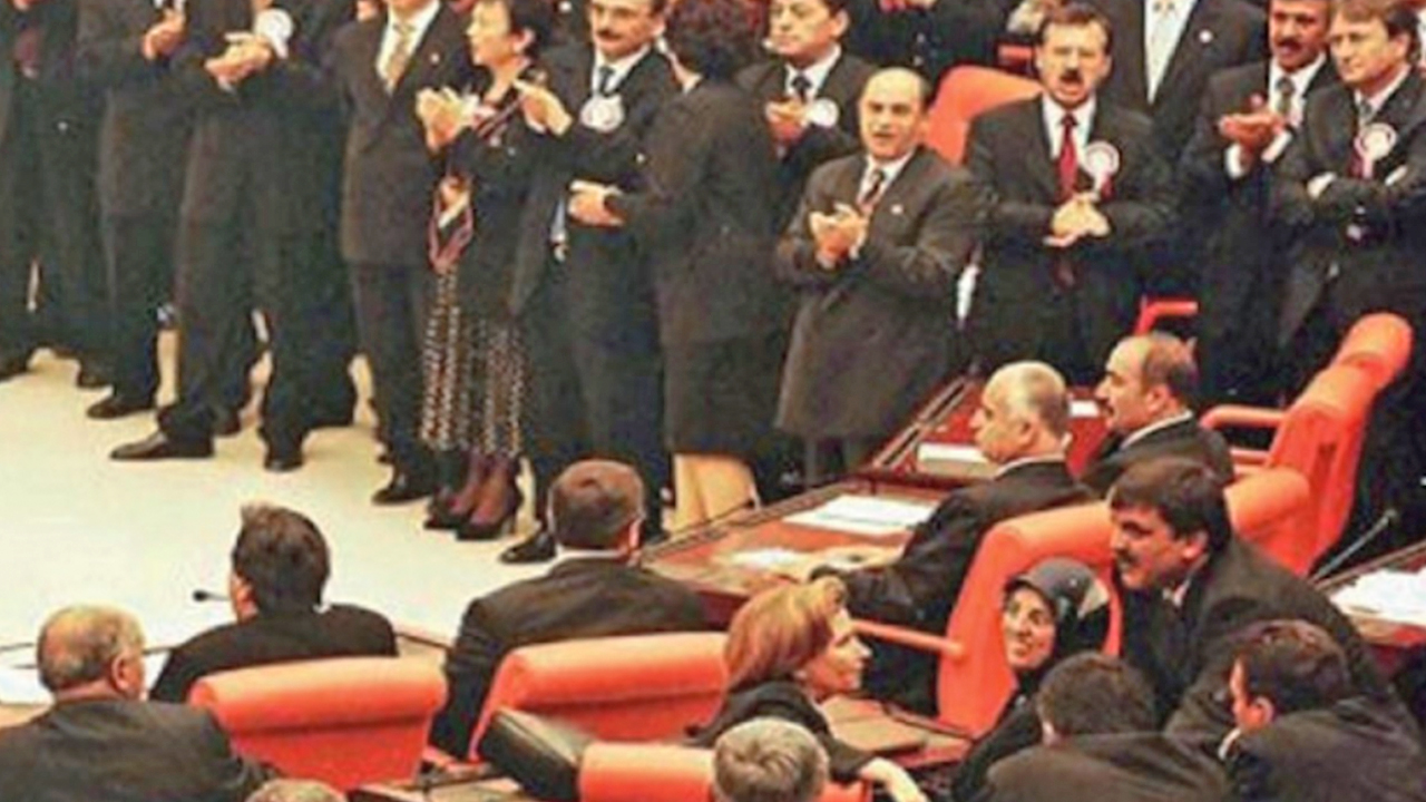 Foto - Erdoğan’a operasyon, AK Parti’ye kapatma dâvâsı