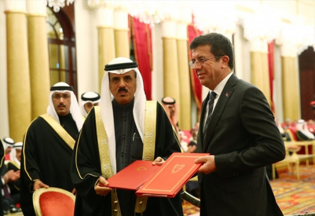 Foto - Erdoğan’a Şeyh İsa bin Salman Al Halife Madalyası