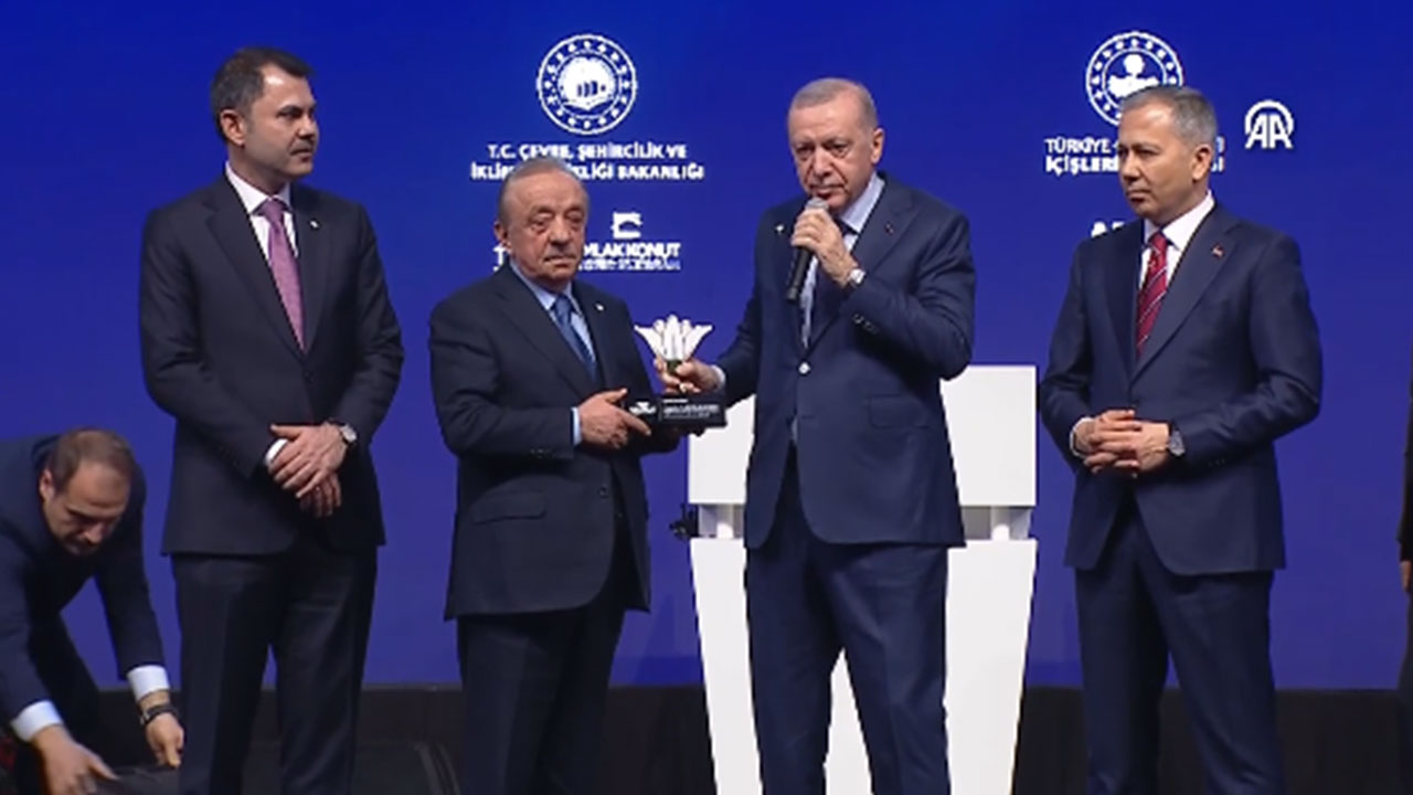 Foto - Erdoğan'dan Cengiz Holding açıklaması: Köşeye sıkıştırmak lazım