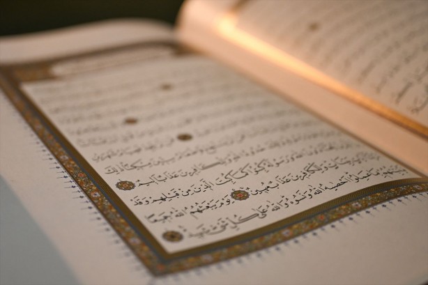 Foto - Erdoğan’dan çok değerli hediye! Mukaddes Emanetler Dairesi’ne bakın ne hediye etti