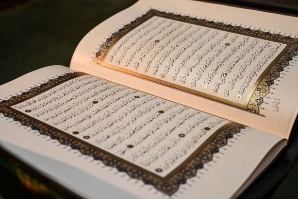 Foto - Erdoğan’dan çok değerli hediye! Mukaddes Emanetler Dairesi’ne bakın ne hediye etti