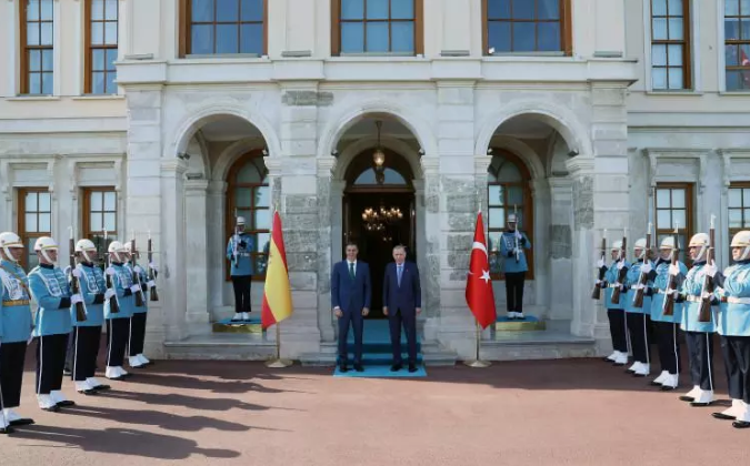 Foto - Erdoğan’dan İspanya’ya sıcak karşılama! Pedro Sanchez'i kabul etti