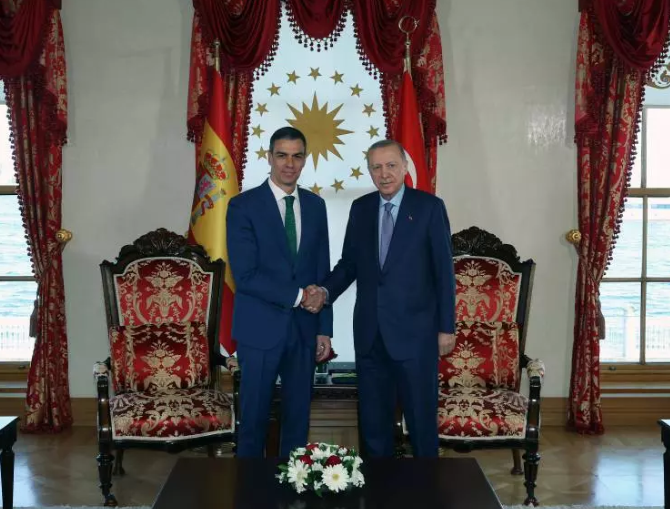 Foto - Erdoğan’dan İspanya’ya sıcak karşılama! Pedro Sanchez'i kabul etti