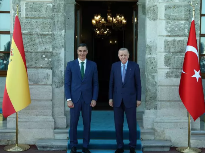 Foto - Erdoğan’dan İspanya’ya sıcak karşılama! Pedro Sanchez'i kabul etti
