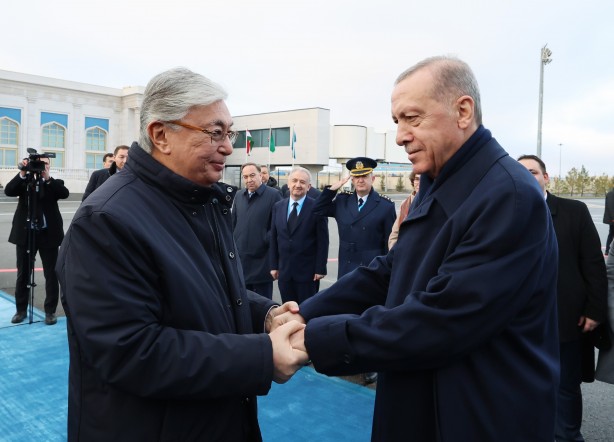 Foto - Erdoğan’dan Kazakistan Cumhurbaşkanına sürpriz
