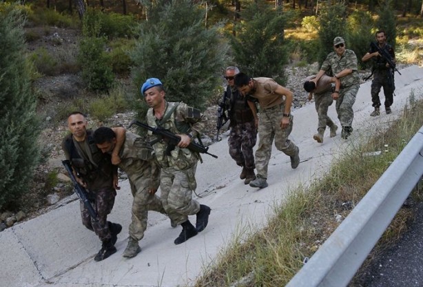 Foto - Erdoğan'ı öldürmek isteyen hainlerin cephaneleri ele geçirildi