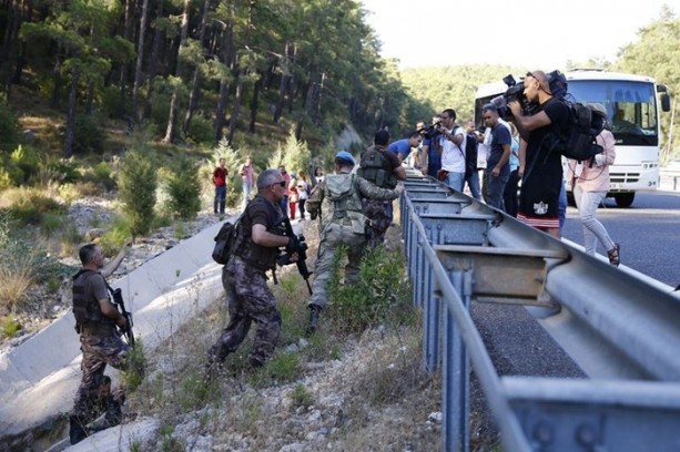 Foto - Erdoğan'ı öldürmek isteyen hainlerin cephaneleri ele geçirildi