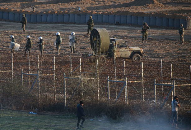 Foto - Erdoğan'ın açıklamaları sonrası Yunanistan orduyu alarma geçirdi!