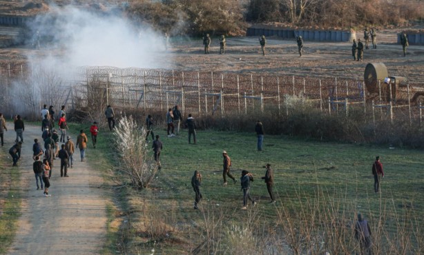 Foto - Erdoğan'ın açıklamaları sonrası Yunanistan orduyu alarma geçirdi!