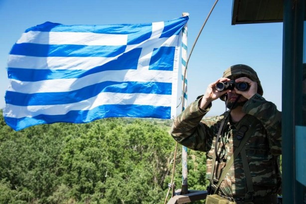 Foto - Erdoğan'ın açıklamaları sonrası Yunanistan orduyu alarma geçirdi!