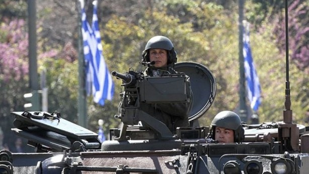 Foto - Erdoğan'ın açıklamaları sonrası Yunanistan orduyu alarma geçirdi!