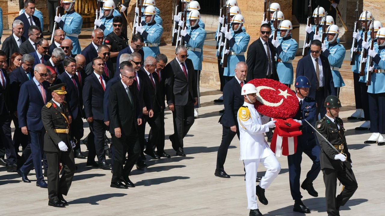 Foto - Erdoğan’ın Anıtkabir özel defterine yazdığı not gündem oldu! "Boş durmuyorlar"